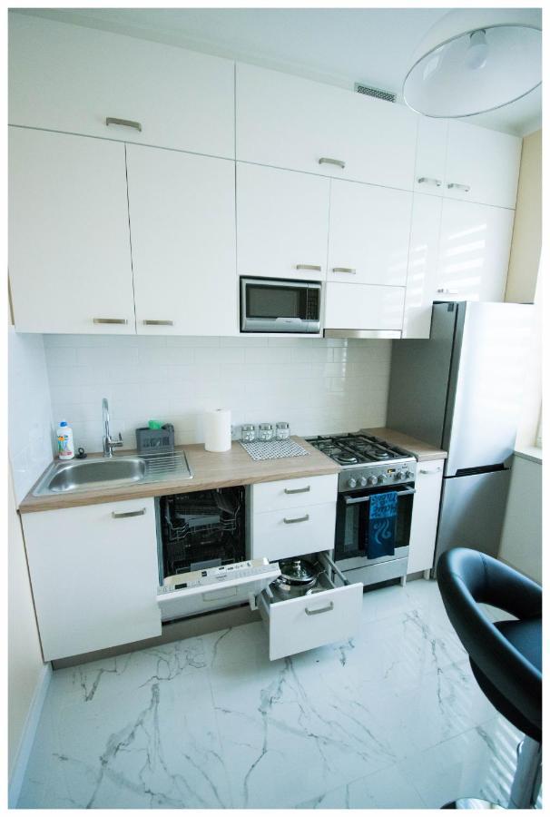 Color 24 Apartament III สตาโลวา โวลา ภายนอก รูปภาพ
